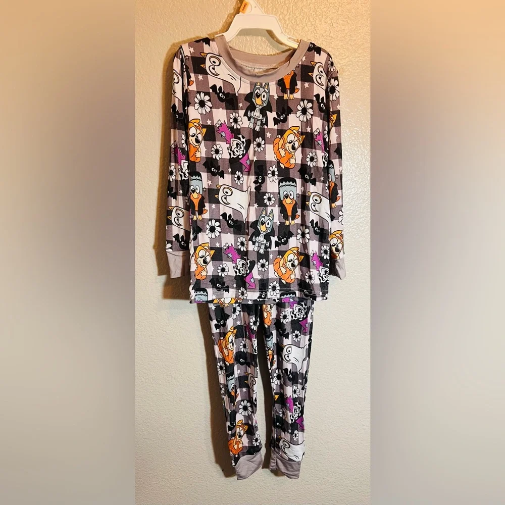 PENDING-Bluey Halloween Pajamas 2T | Bamboo Viscose Set | Ghosts & Bats Print